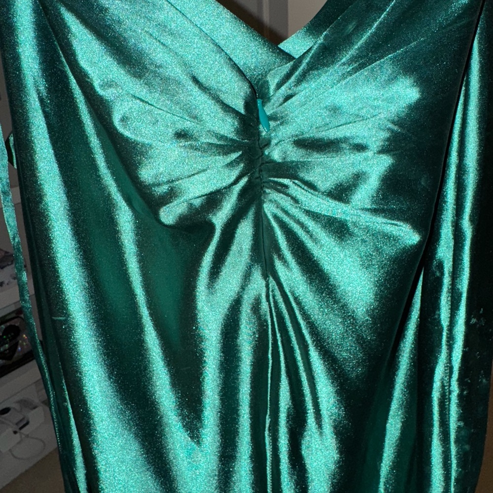 Alamour The Label Green Slit Maxi Dress - Picture 8 of 13